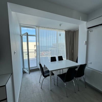 Miete geräumiger 3-Zimmer-Apartments, 100 m², erste Vermietung, Mamaia Nord, Constanța, Rumänien